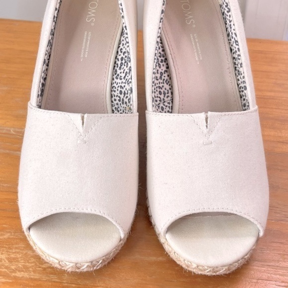 TOMS Michelle Espadrille Peep Toe Wedge - Picture 11 of 15